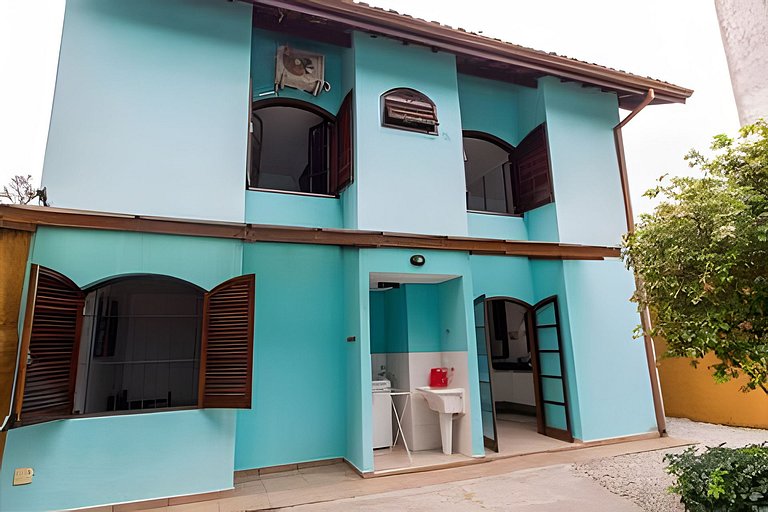 Casa Azul Itaguá-Perto da Orla-Estilo e Conforto