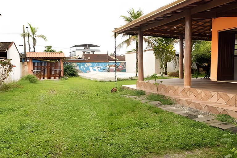 PIScina 4 Dorm/ 400 metros da Praia Perequê-Açú